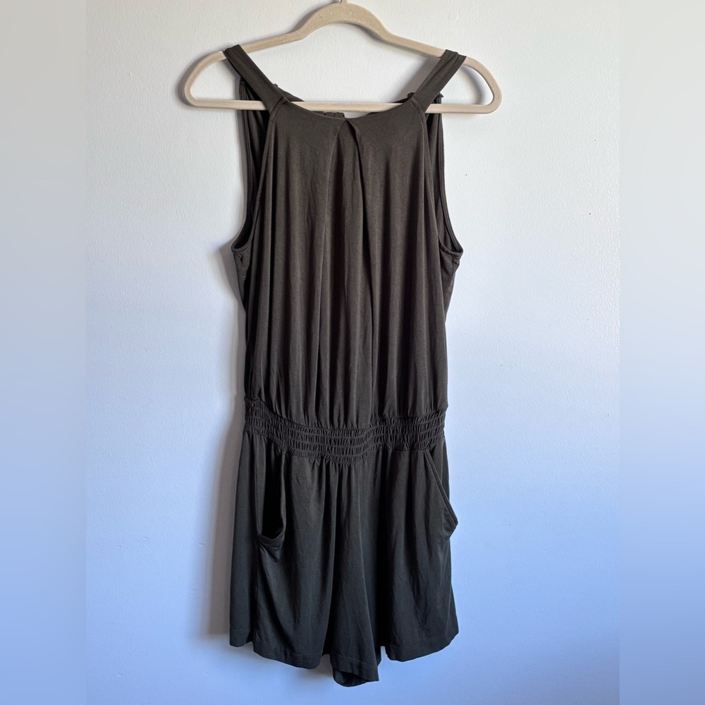 New York & Company Olive Green Sleeveless romper size Small
